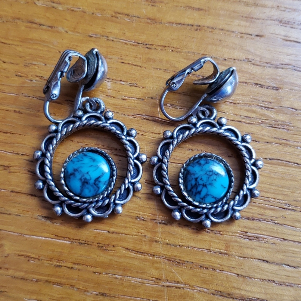 Vintage Sabres R Faux Turquoise Clip On Earrings
